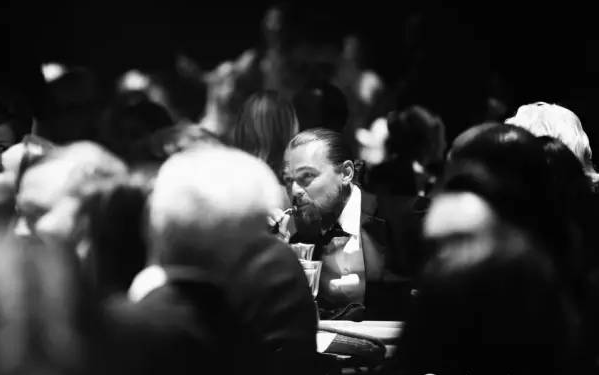 Vaping spokesman Leonardo DiCaprio